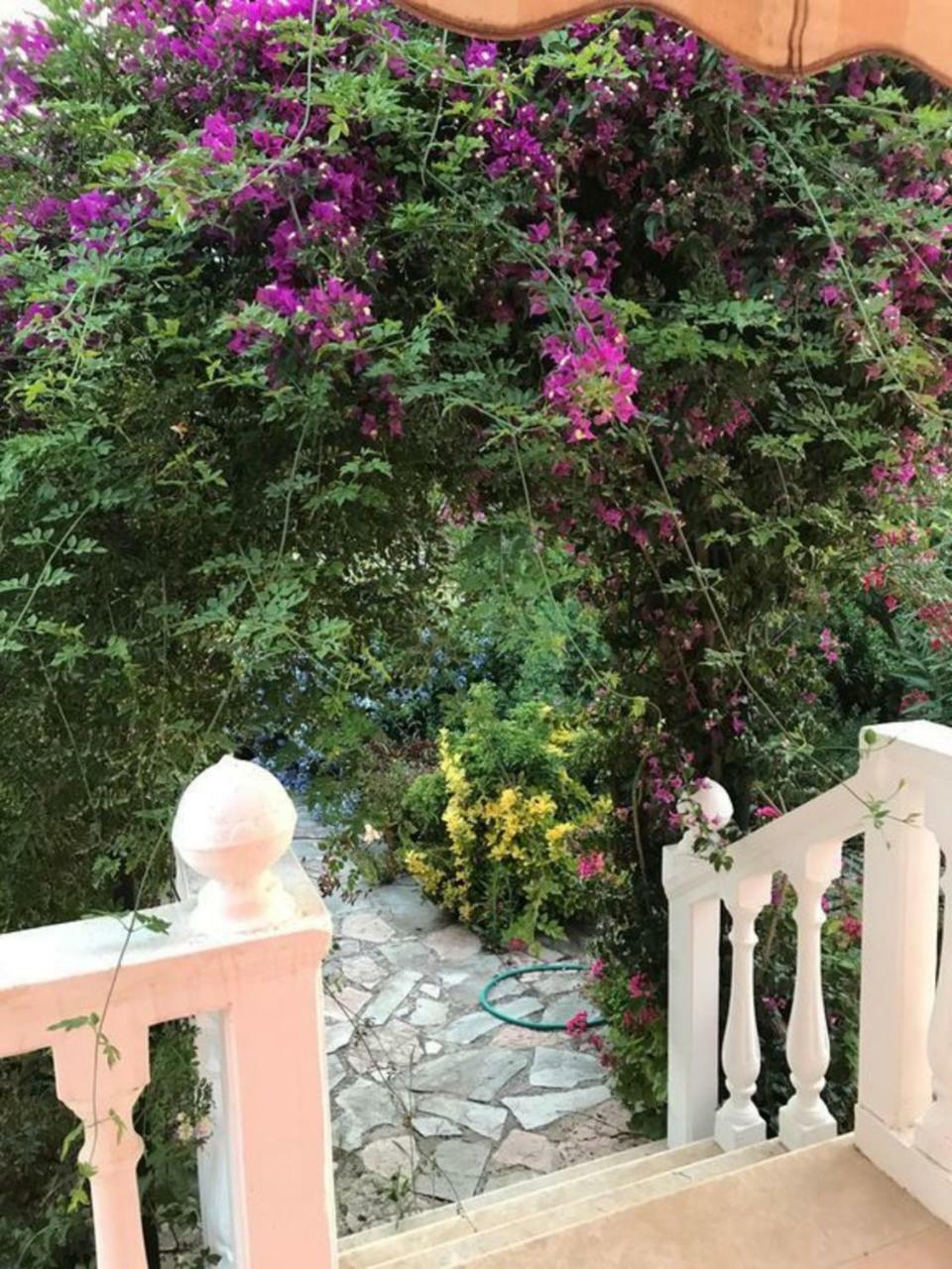 Appartamento 2 Bed House With Mountain View Alykes  Esterno foto