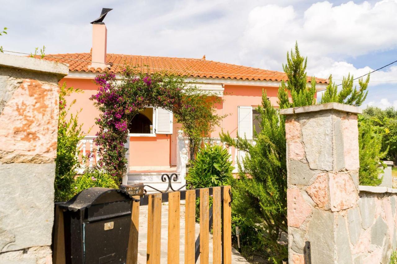 Appartamento 2 Bed House With Mountain View Alykes  Esterno foto